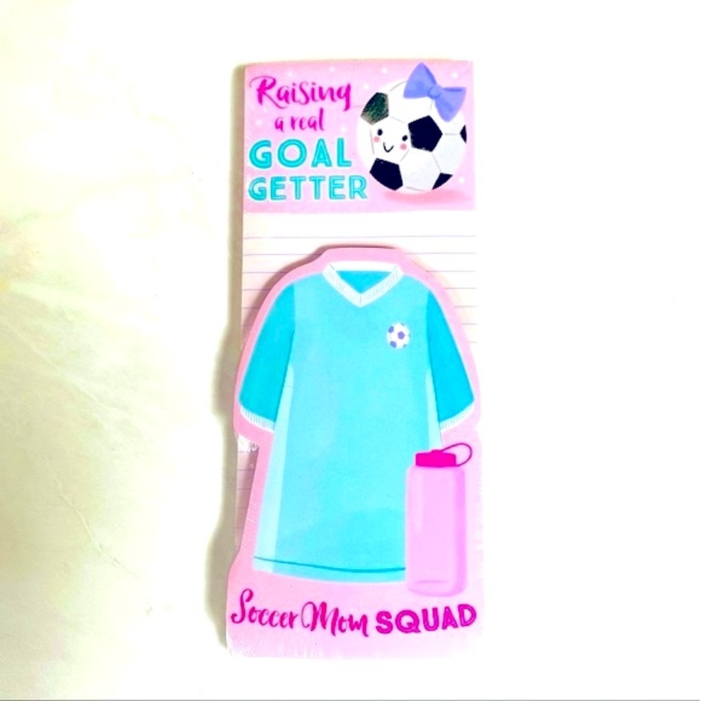 🌺4 Items 25$🌺 Clementine SOCCER MOM Notepad Set of 2 - Magnetic - NWT